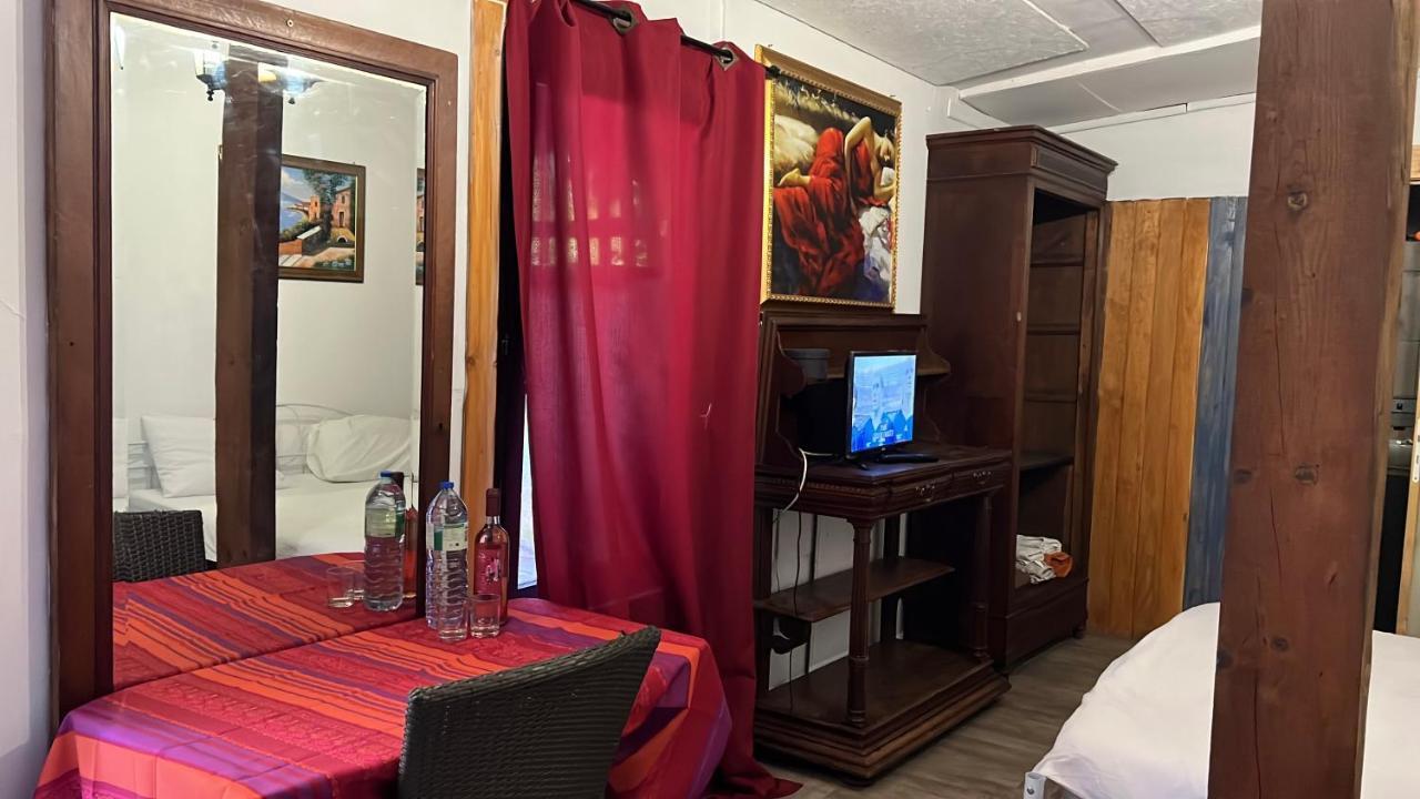 Chambres D'Hotes Sorrento Champs-Sur-Marne Ngoại thất bức ảnh